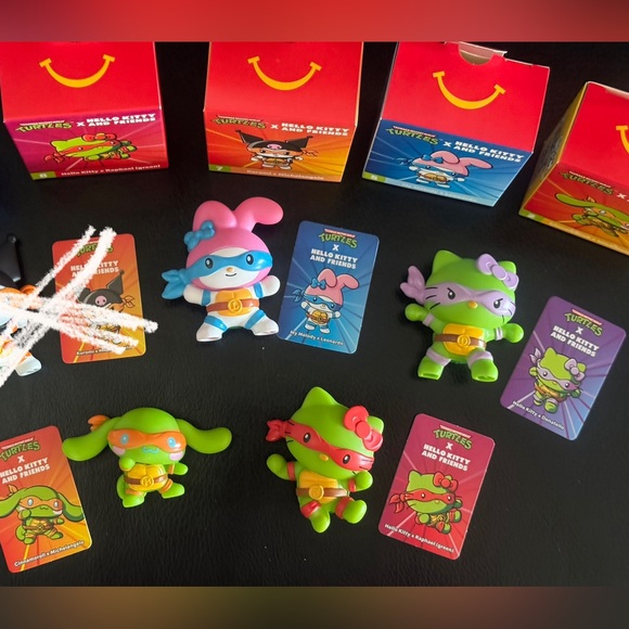 McDonald's Other - Hello Kitty x TMNT McDonald’s happy meal toys
Ninja Turtles My Melody 2 5 6 8